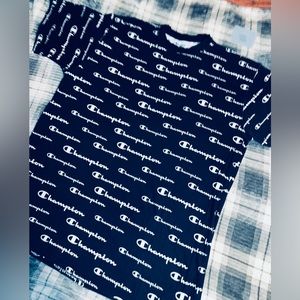 •• S O L D ••